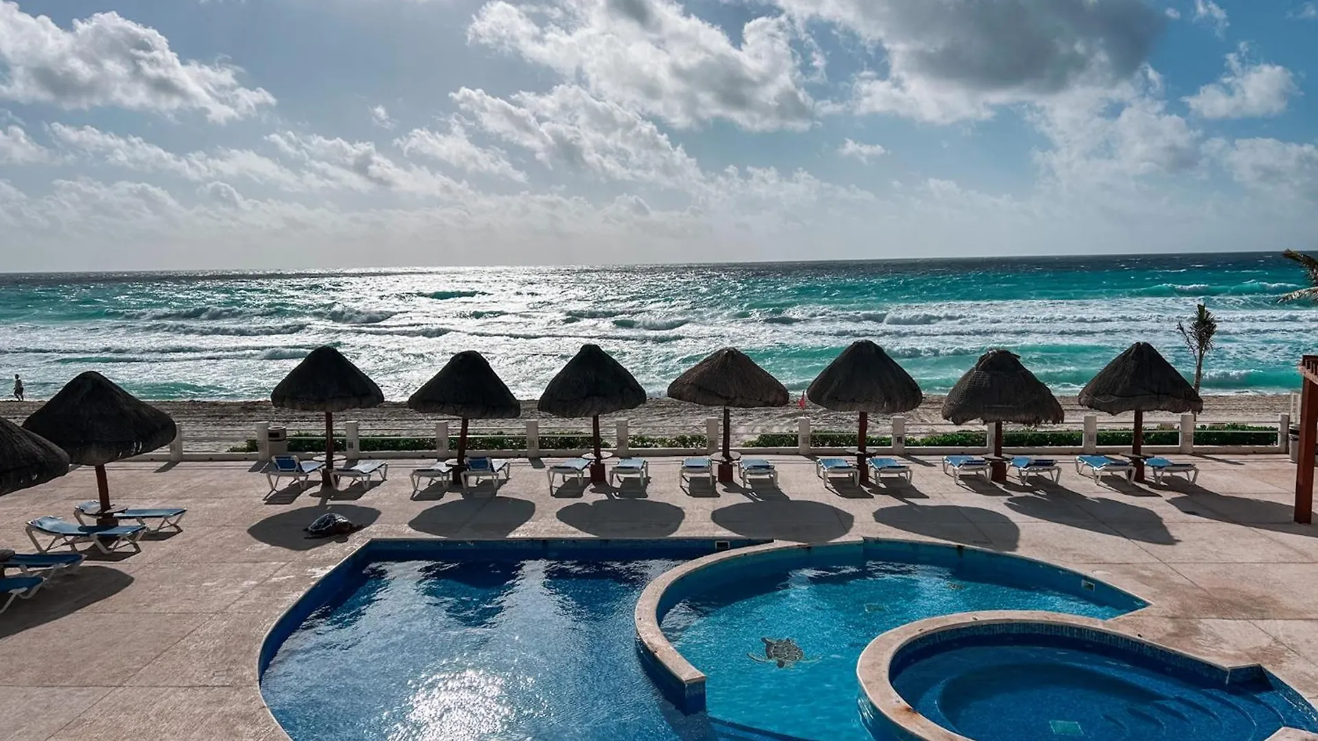 Deluxe Ocean Villas Marlin Cancún Aparthotel